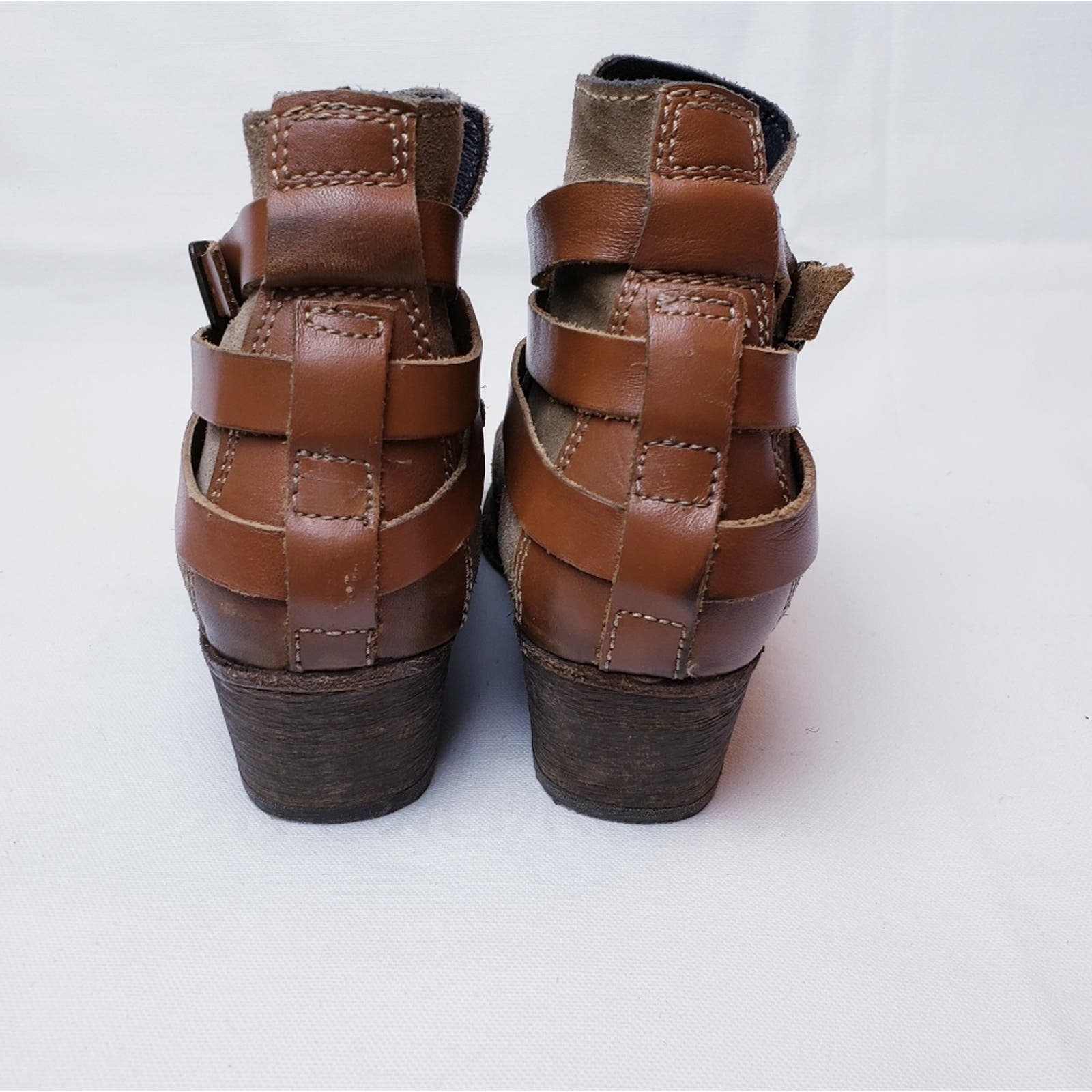 Hudson London Size Eu 38 Horrigan Suede Leather Straps Booties Made In Portugal — image 6 of 8